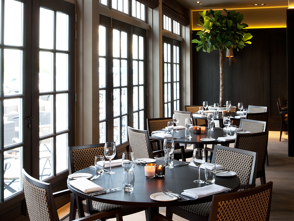 J Restaurant in Huizen Fletcher HotelRestaurant Nautisch Kwartier